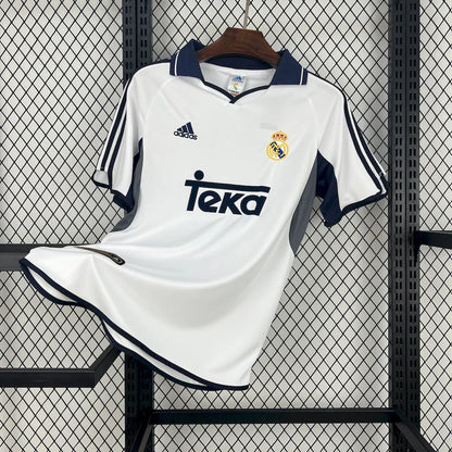 Real Madrid 00-01 Local