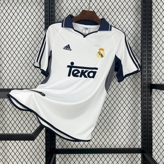 Real Madrid 00-01 Local